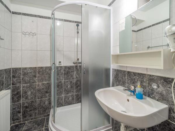 Silver Hotel Budapest City Center : photo 6 de la chambre chambre triple standard