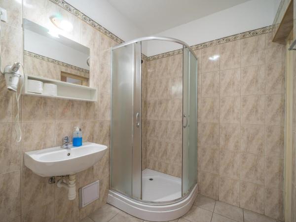 Silver Hotel Budapest City Center : photo 9 de la chambre chambre triple standard