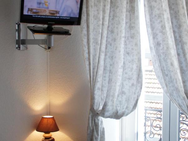 Hotel Montsegur : photo 3 de la chambre chambre double avec 1 lit queen-size