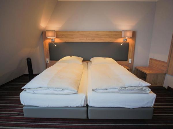 Hotel Süderelbe : photo 4 de la chambre chambre double