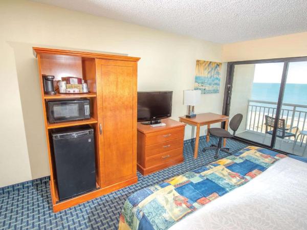 Ramada Plaza by Wyndham Virginia Beach Oceanfront : photo 4 de la chambre chambre lit king-size - vue sur océan - non-fumeurs