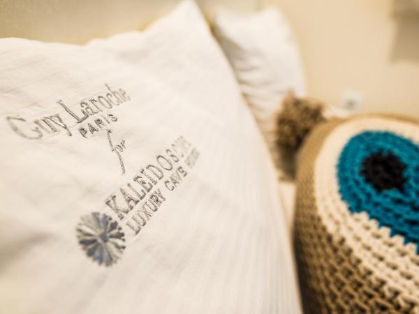 Kaleidoscope Cave Houses : photo 5 de la chambre maison troglodyte 1 chambre avec bain à remous extérieur - vue sur caldeira