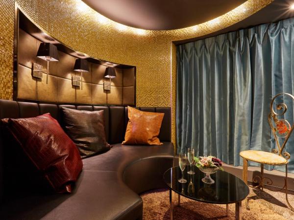 HOTEL LOVE : photo 3 de la chambre chambre double premium - fumeurs