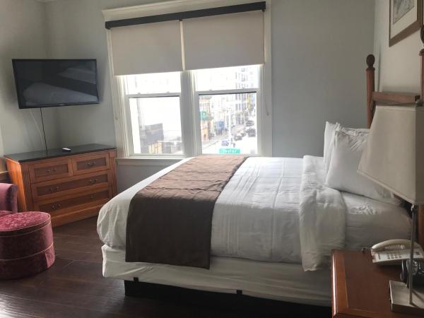 Warfield Hotel : photo 4 de la chambre chambre lit queen-size deluxe