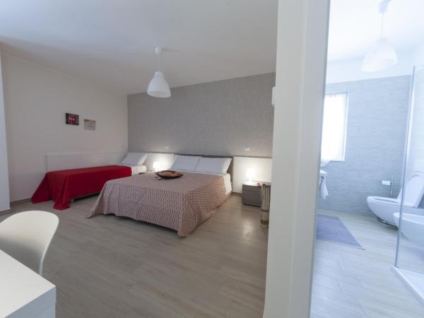 Ofra Matera : photo 10 de la chambre chambre triple avec salle de bains privative