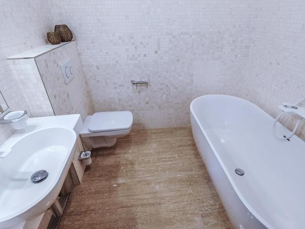 Hotel Ebersbach : photo 7 de la chambre chambre simple avec baignoire