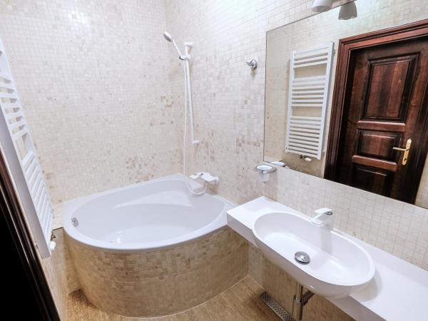 Hotel Ebersbach : photo 10 de la chambre chambre double deluxe