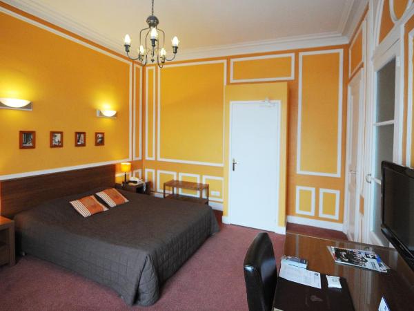 Hôtel Continental Pau Centre : photo 6 de la chambre chambre double classique