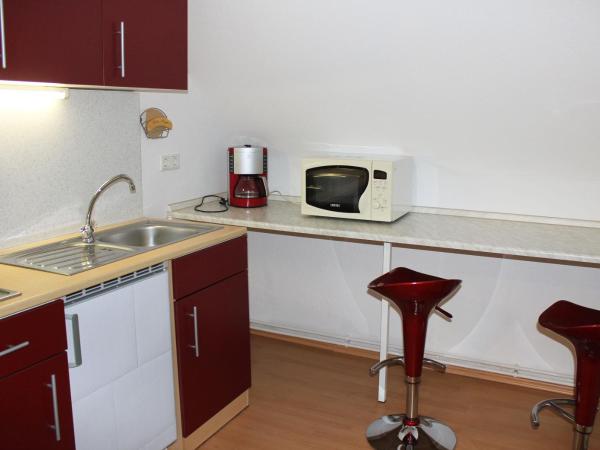 Haus Sperbermühle : photo 4 de la chambre appartement avec douche