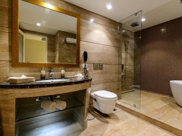 Lemon Tree Premier “The Atrium” Ahmedabad : photo 7 de la chambre suite exécutive