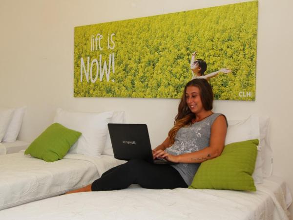 Lulu Pousada Buzios : photo 3 de la chambre chambre triple avec balcon