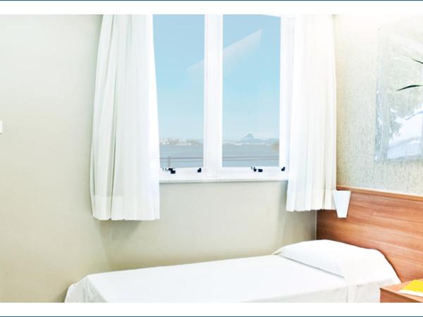 Hotel Caracas Rio Aeroporto Galeão : photo 2 de la chambre chambre lits jumeaux standard - vue sur mer