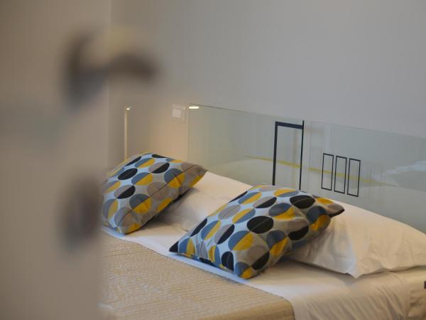 Graffiti : photo 5 de la chambre chambre double supérieure - vue sur ville