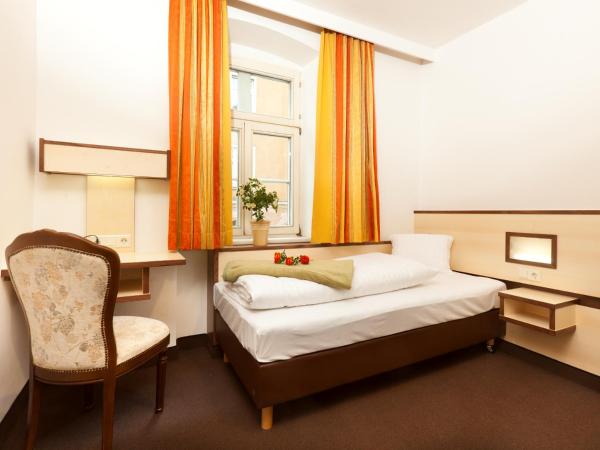 Hotel Goldene Krone Innsbruck : photo 2 de la chambre chambre simple