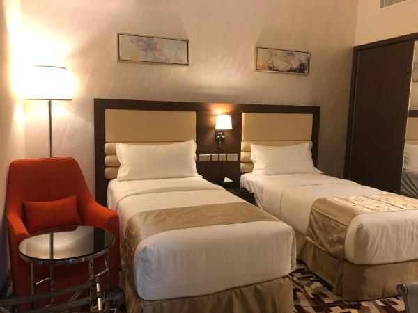 Al Murooj Grand Hotel : photo 1 de la chambre chambre lits jumeaux premium