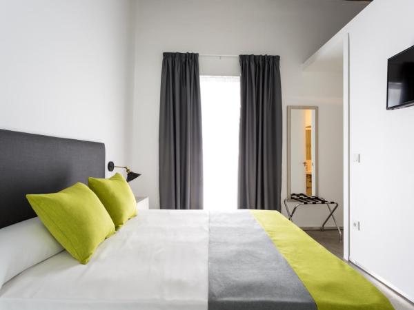 La Puerta de Palacio - Adults Only : photo 4 de la chambre chambre double avec balcon