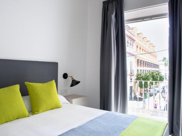 La Puerta de Palacio - Adults Only : photo 1 de la chambre chambre double avec balcon