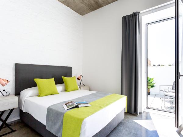 La Puerta de Palacio - Adults Only : photo 1 de la chambre suite avec terrasse