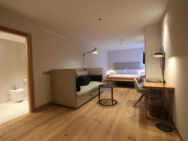 Zenit Sevilla : photo 1 de la chambre suite junior (3 adultes)