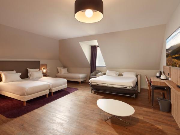 Hôtel Turenne : photo 5 de la chambre chambre familiale