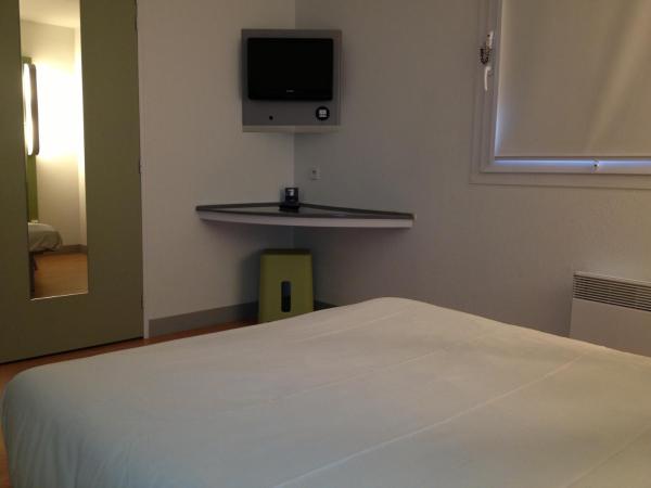 ibis Budget Caen Centre Gare : photo 6 de la chambre chambre triple