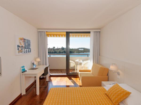 Maistra Select Island Hotel Istra : photo 1 de la chambre chambre triple supérieure