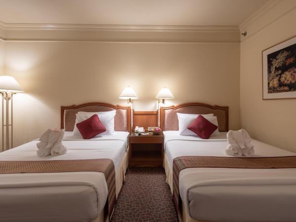 Montien Riverside Hotel Bangkok : photo 7 de la chambre chambre double ou lits jumeaux supérieure