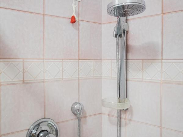 Le Camere di Porta San Felice - Self Check in : photo 3 de la chambre chambre double avec salle de bains privative