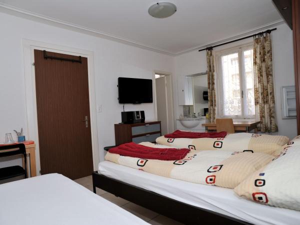 Niros Bed & Breakfast : photo 9 de la chambre chambre triple