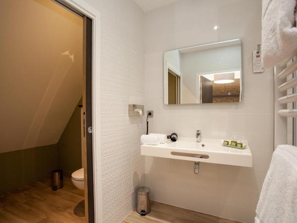 Hôtel Restaurant La Hoirie : photo 2 de la chambre chambre double confort contemporaine