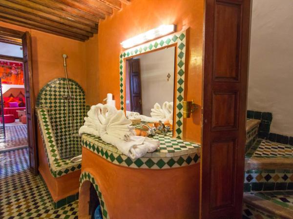 Riad Dar Skalli & SPA : photo 8 de la chambre suite familiale présidentielle - malakia