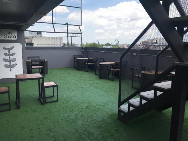 248 STREET HOSTEL : photo 10 de la chambre chambre double ou lits jumeaux - vue sur montagnes