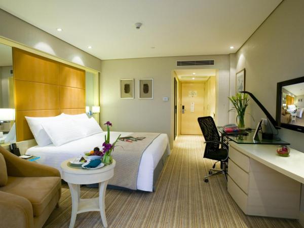 Jin Jiang Tower : photo 2 de la chambre chambre double deluxe - vue sur ville