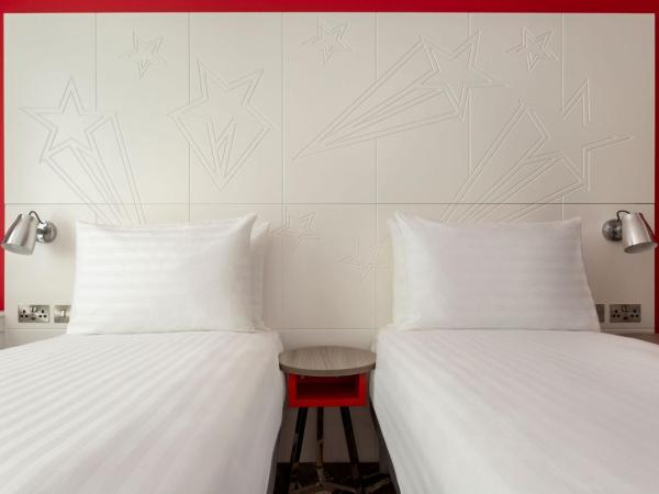 ibis Styles Glasgow Central : photo 10 de la chambre chambre lits jumeaux