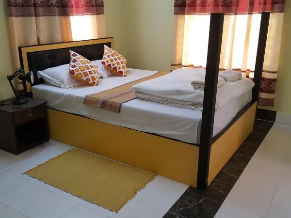 BnB Royal Tourist House : photo 7 de la chambre chambre double deluxe (2 adultes + 1 enfant)