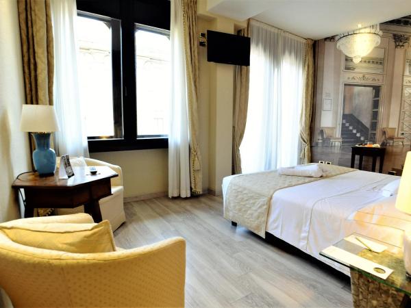 Hotel Pierre Milano : photo 6 de la chambre grande chambre double 