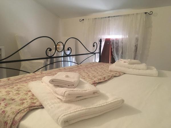 B&B Casa Dolce Casa : photo 4 de la chambre chambre double avec salle de bains commune