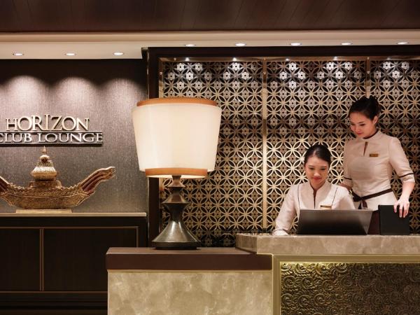 Shangri-La Bangkok : photo 5 de la chambre chambre lit king-size horizon club