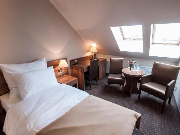 Hotel Gem : photo 1 de la chambre chambre simple supérieure