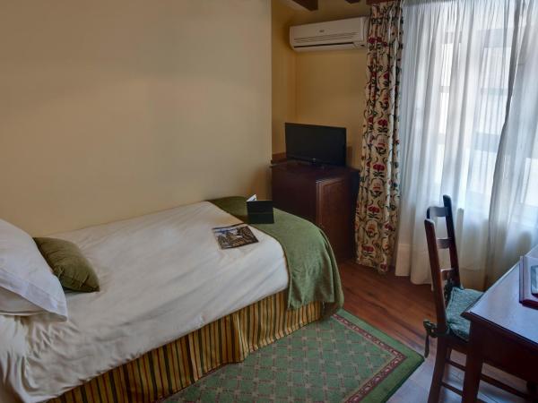 Airas Nunes by Pousadas de Compostela : photo 4 de la chambre chambre simple