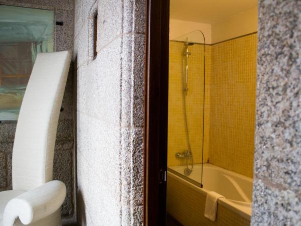 Hotel A Tafona do Peregrino : photo 4 de la chambre chambre familiale deluxe