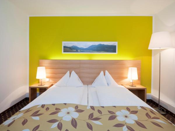 Alphotel Innsbruck : photo 7 de la chambre chambre double ou lits jumeaux avec place de parking