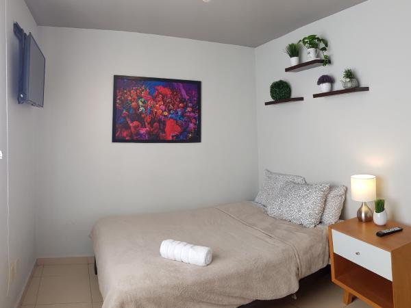 BECERRA Homestay : photo 6 de la chambre chambre double avec salle de bains commune