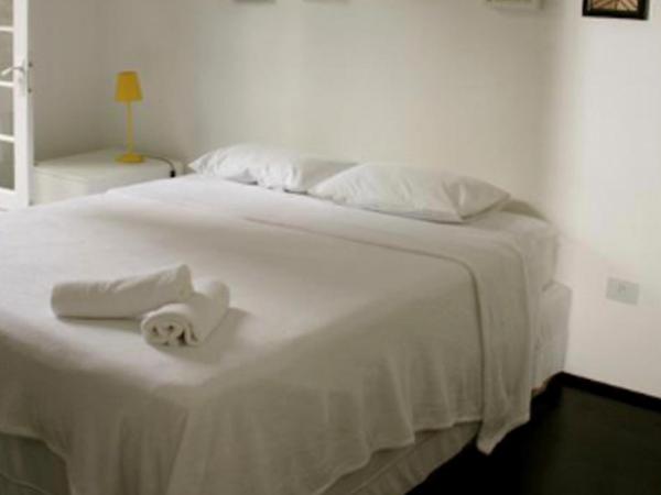 HBB Hostel - Vila Madalena : photo 5 de la chambre chambre double deluxe avec balcon