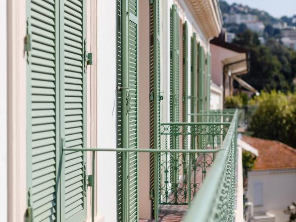 Hotel Verlaine : photo 3 de la chambre chambre double ou lits jumeaux avec balcon