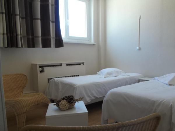 Hôtel Pacific : photo 5 de la chambre chambre lits jumeaux