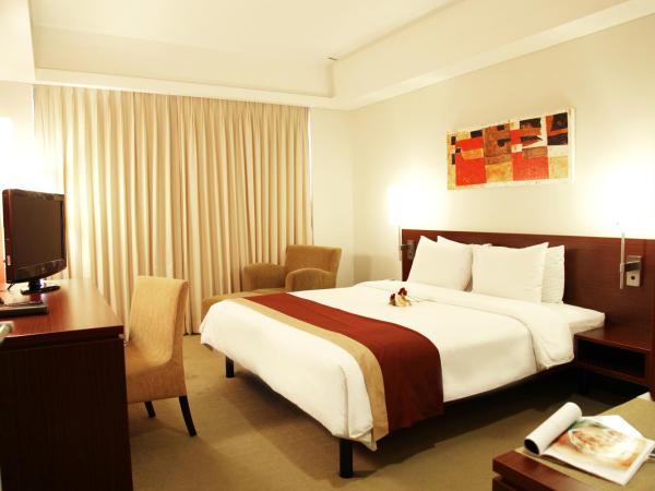 Java Paragon Hotel & Residences : photo 2 de la chambre chambre lit king-size deluxe