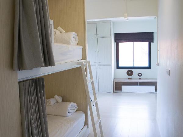 Baan Ploy In : photo 1 de la chambre lit superposé dans dortoir pour femmes de 7 lits
