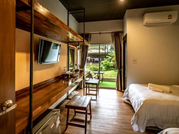 Ingmon House : photo 9 de la chambre chambre lit queen-size supérieure - vue sur jardin