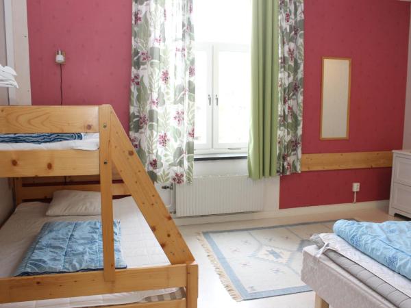 STF Östersund Ledkrysset : photo 2 de la chambre chambre familiale avec salle de bains commune
